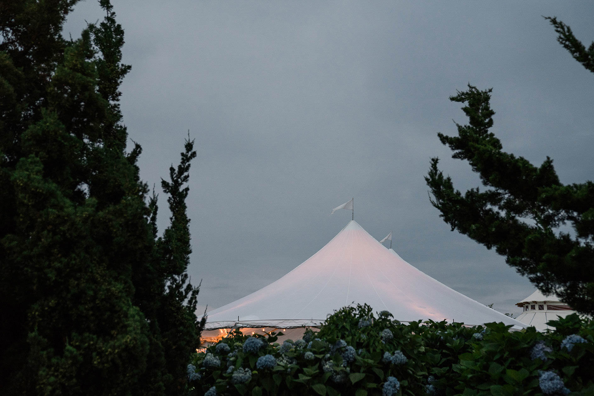 A documentary photograph of Castle Hill Inn on a wedding day